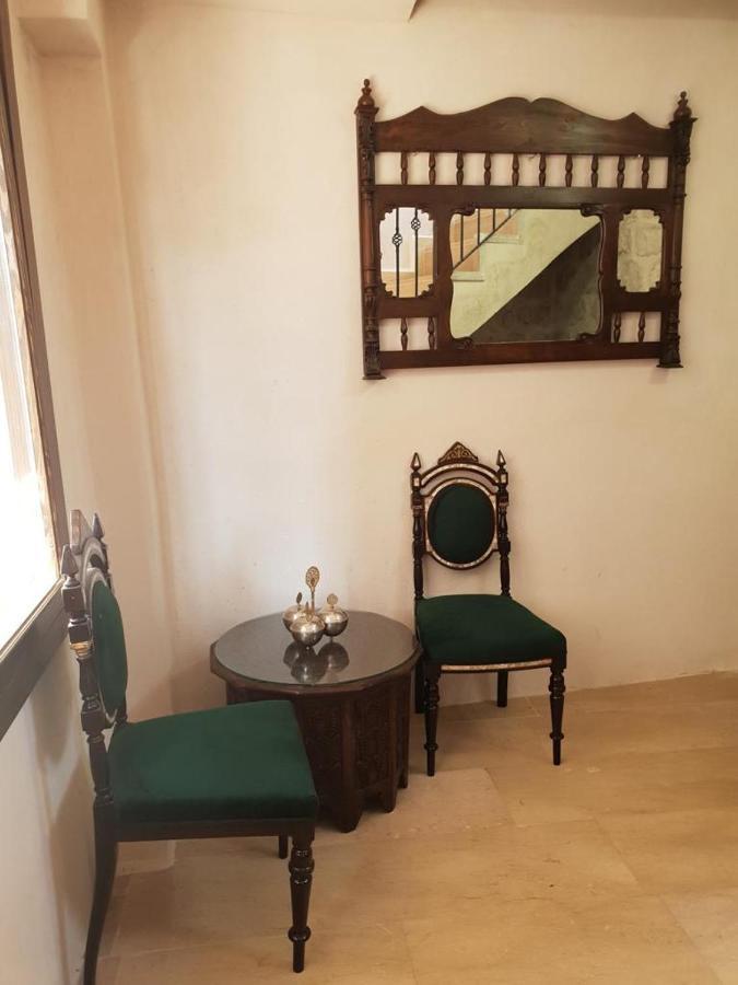 Mardin Tarihi Ulu Cami Yani, Tarihi Konak Extérieur photo