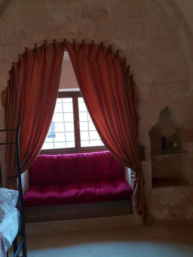 Mardin Tarihi Ulu Cami Yani, Tarihi Konak Extérieur photo